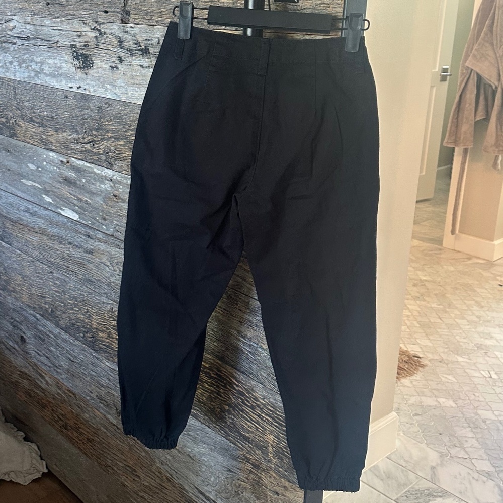 Truce Cropped Jogger Pants Black | Girls Size 8 | 100% Cotton | Casual Everyday - Picture 3 of 8